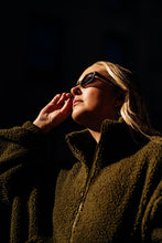 Load image into Gallery viewer, The Mik (Gloss Black) lifestyle